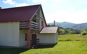 Sadyba Sunny House